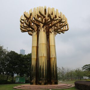 不锈钢天空树雕塑